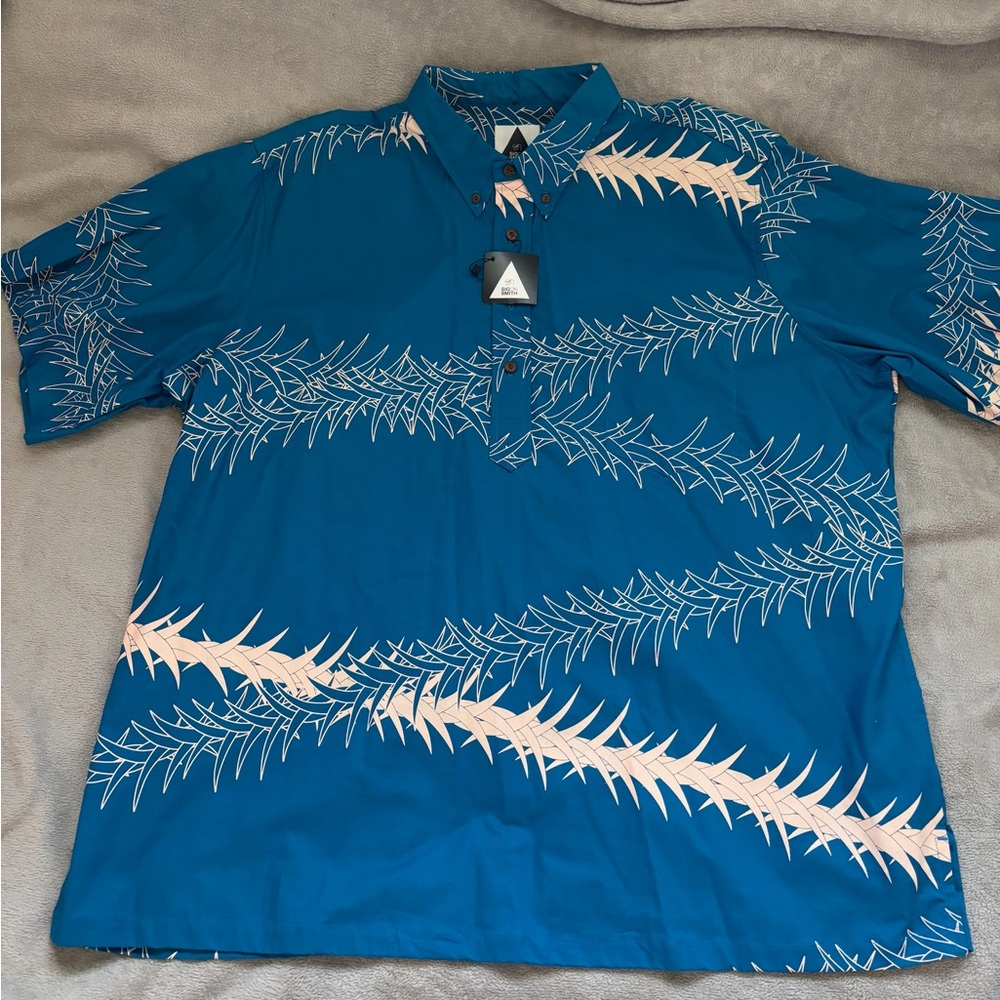 Sig Zane Blue and White Casual Button Down Shirt with Fishbone Design